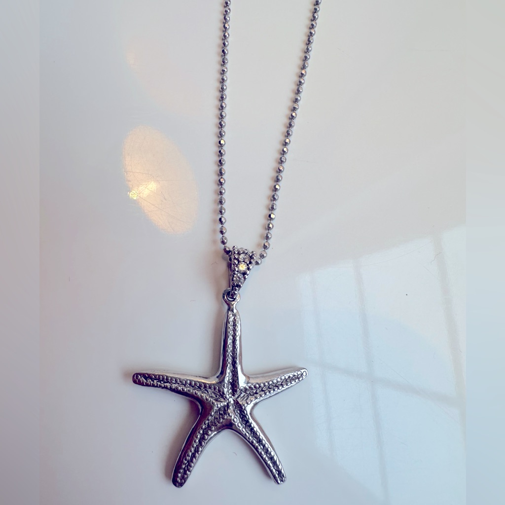 Sterling Silver Star Fish Pendant And Chain
